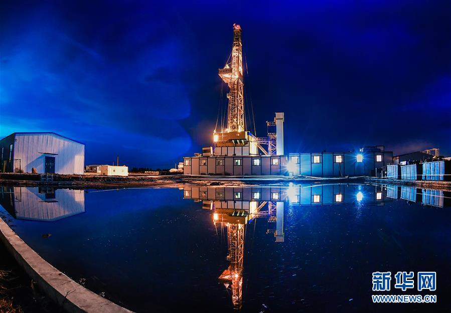（科技）（2）我国超级钻机&ldquo;地壳一号&rdquo;创亚洲国家大陆科学钻井新纪录