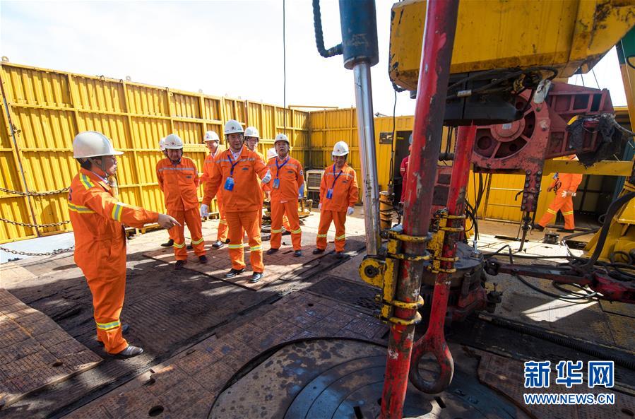 （新华全媒头条&middot;图文互动）（5）7018米！中国科学家&ldquo;向地球深部进军&rdquo;