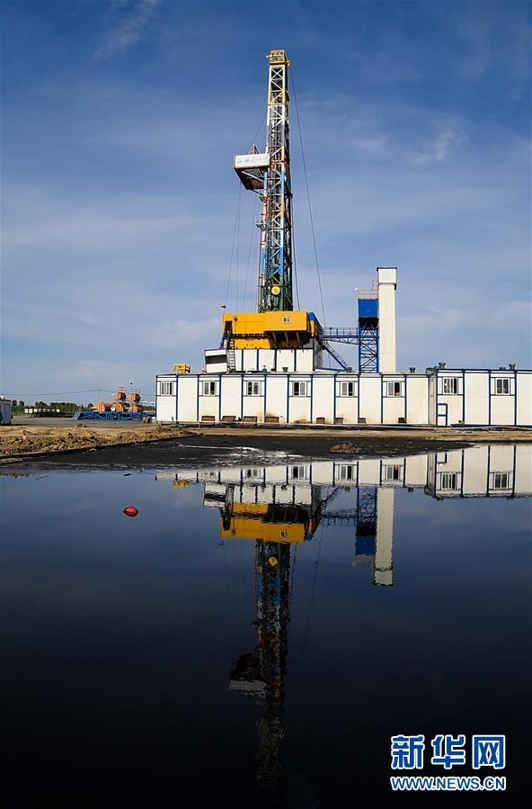 （新华全媒头条&middot;图文互动）（8）7018米！中国科学家&ldquo;向地球深部进军&rdquo;