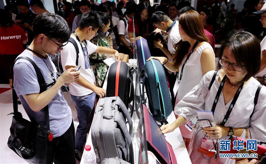 2018亚洲消费电子展在上海举行