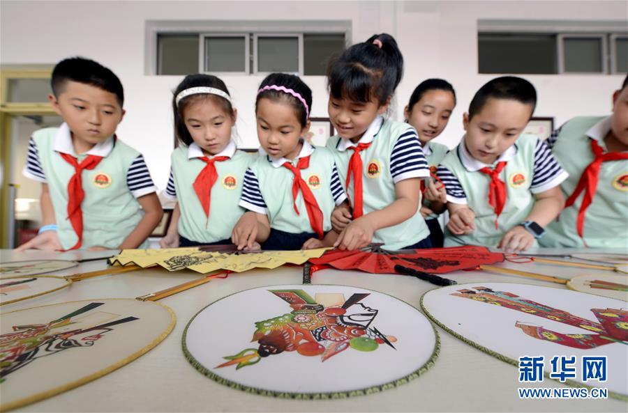 （教育）（4）河北乐亭：&ldquo;非遗&rdquo;皮影进校园