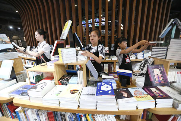 【文体艺苑】上海整合16个爱国主义教育基地