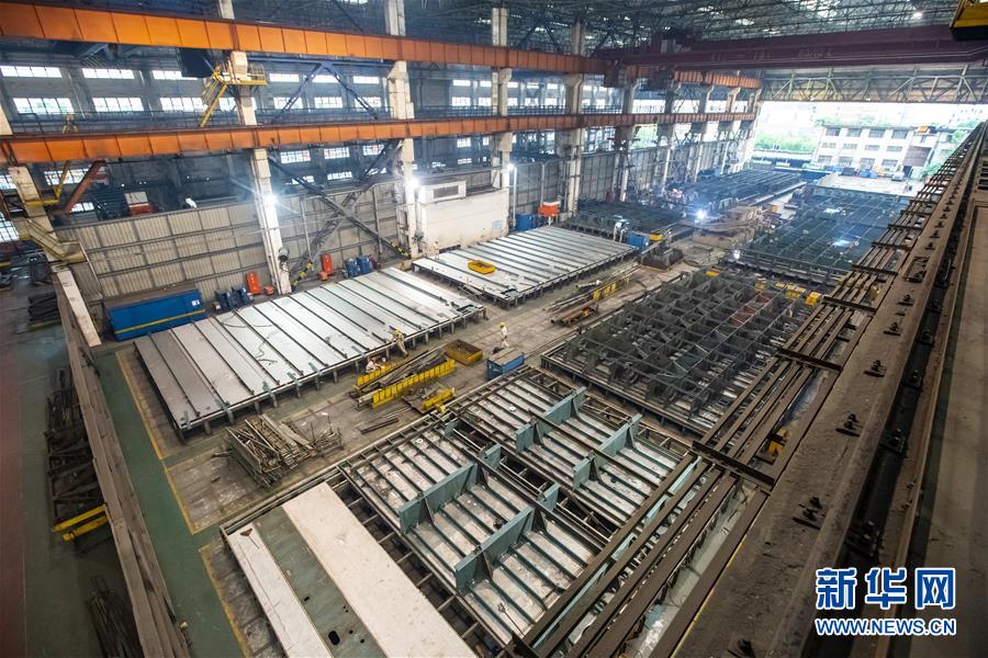 （壮阔东方潮　奋进新时代&mdash;&mdash;庆祝改革开放40年&middot;图文互动）（3）与世界携手共赢&mdash;&mdash;改革开放40年中国制造融入全球贸易体系