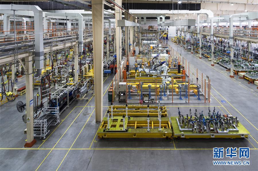 （壮阔东方潮　奋进新时代&mdash;&mdash;庆祝改革开放40年&middot;图文互动）（7）与世界携手共赢&mdash;&mdash;改革开放40年中国制造融入全球贸易体系