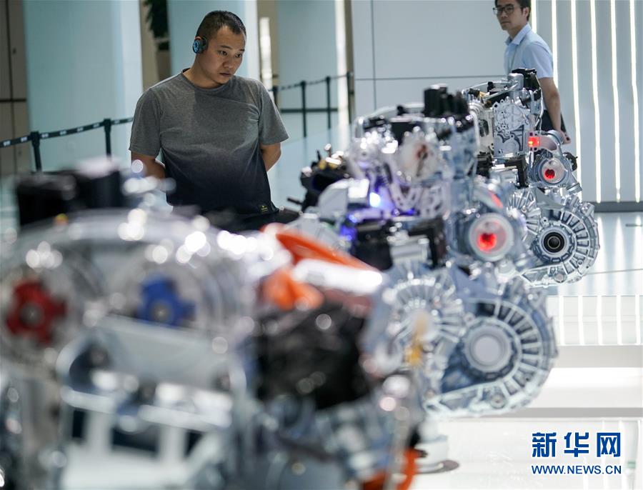 （壮阔东方潮　奋进新时代&mdash;&mdash;庆祝改革开放40年&middot;图文互动）（6）与世界携手共赢&mdash;&mdash;改革开放40年中国制造融入全球贸易体系