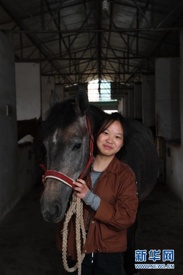 （图片故事）（19）奔跑吧！马背上的乡村少年