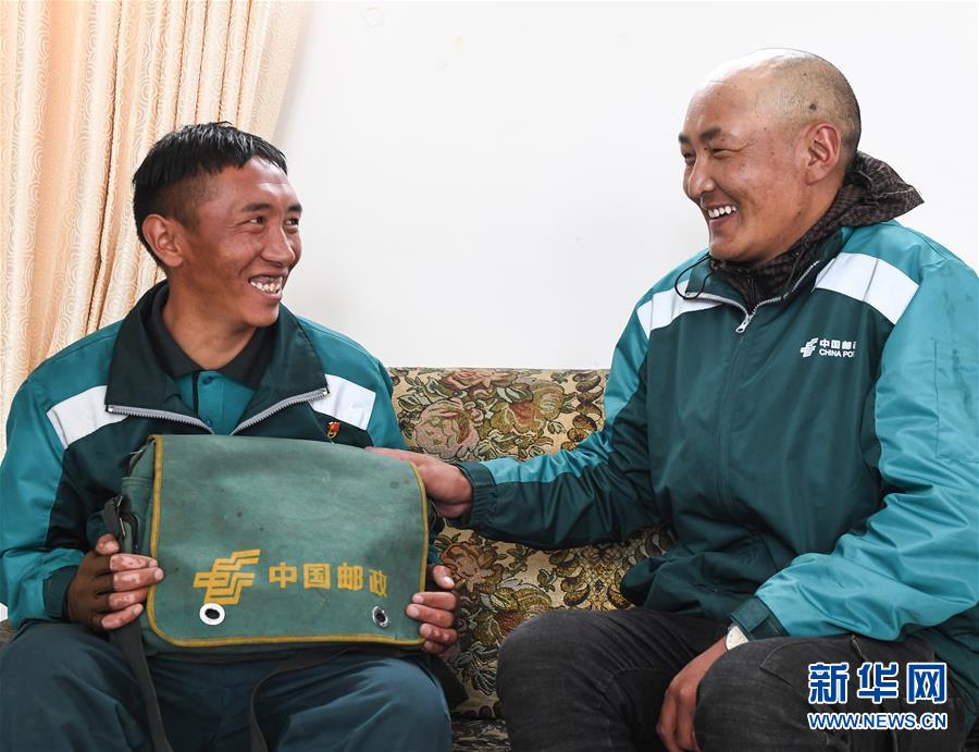 （圖片故事）（7）活躍在中國最高鄉的投遞員