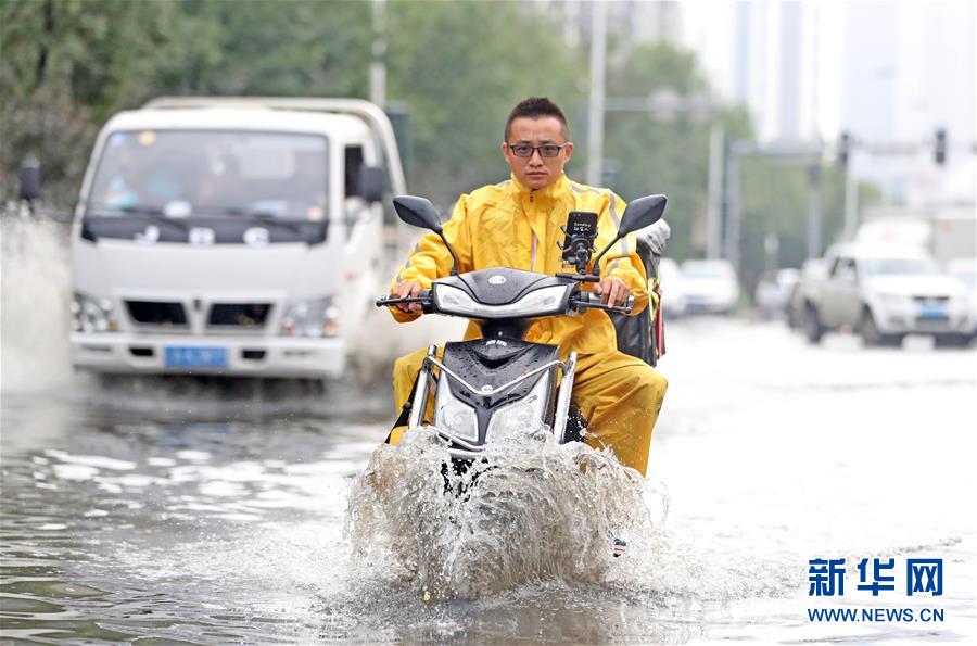 (环境)(4)沈阳遭遇强降雨