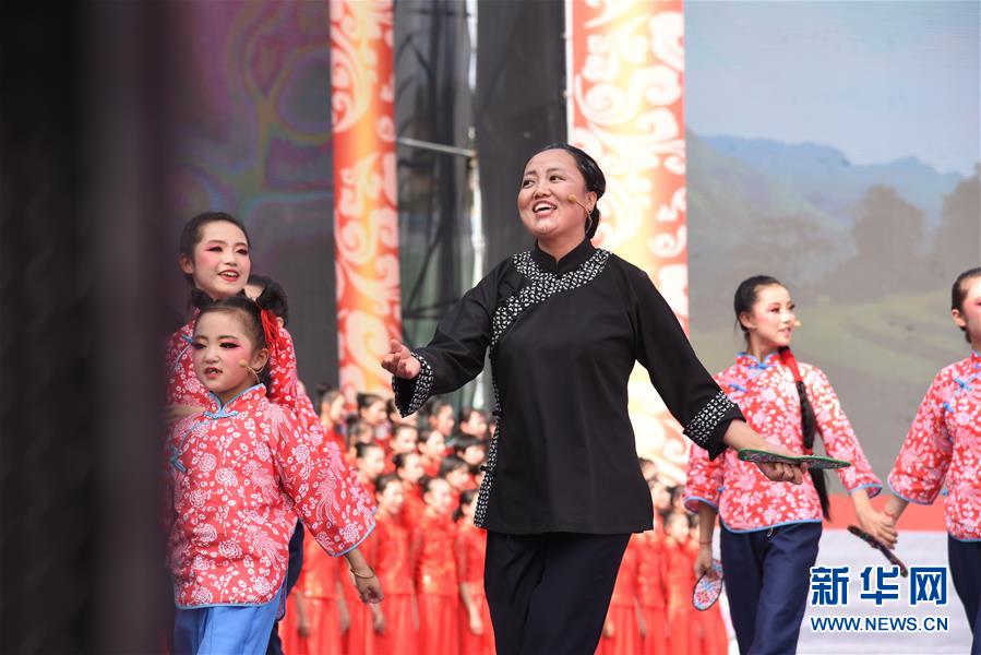 （文化）（3）第十届陇南乞巧女儿节开幕