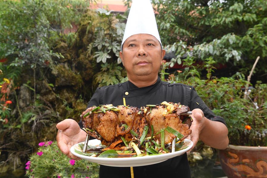 （XHDW）（4）大刀切出&ldquo;连山回锅肉&rdquo;