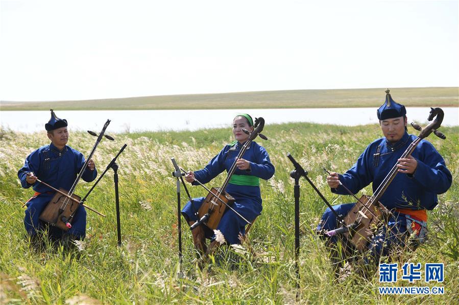 （文化）（5）乌兰牧骑：在蓝天绿草间歌舞