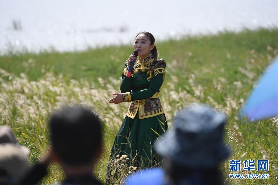 （文化）（7）乌兰牧骑：在蓝天绿草间歌舞