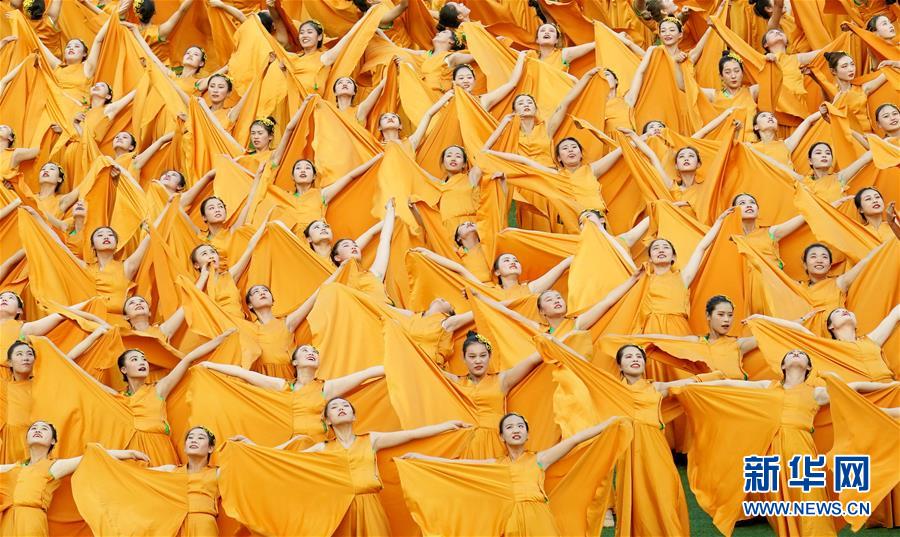 （时政）（4）宁夏各族各界隆重庆祝自治区成立60周年