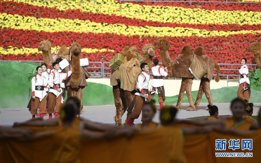 （时政）（12）宁夏各族各界隆重庆祝自治区成立60周年