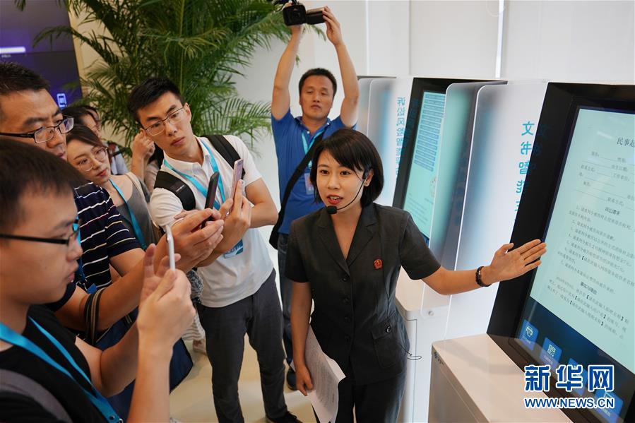 (新华全媒头条·图文互动)(1)潮起东方万象新——以习近平同志为核心的党中央团结带领全党全军全国各族人民贯彻落实党的十九大精神纪实