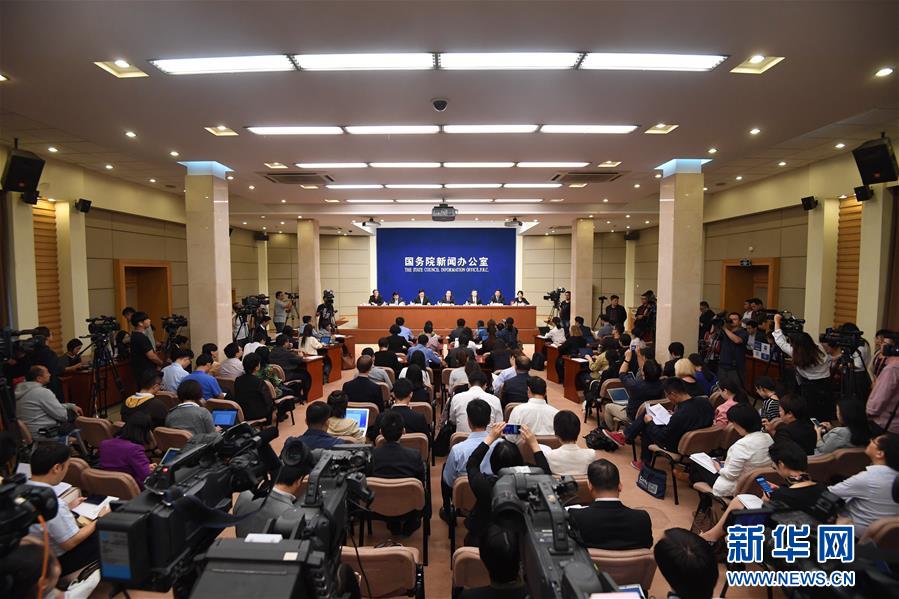 (新华全媒头条·图文互动)(9)潮起东方万象新——以习近平同志为核心的党中央团结带领全党全军全国各族人民贯彻落实党的十九大精神纪实