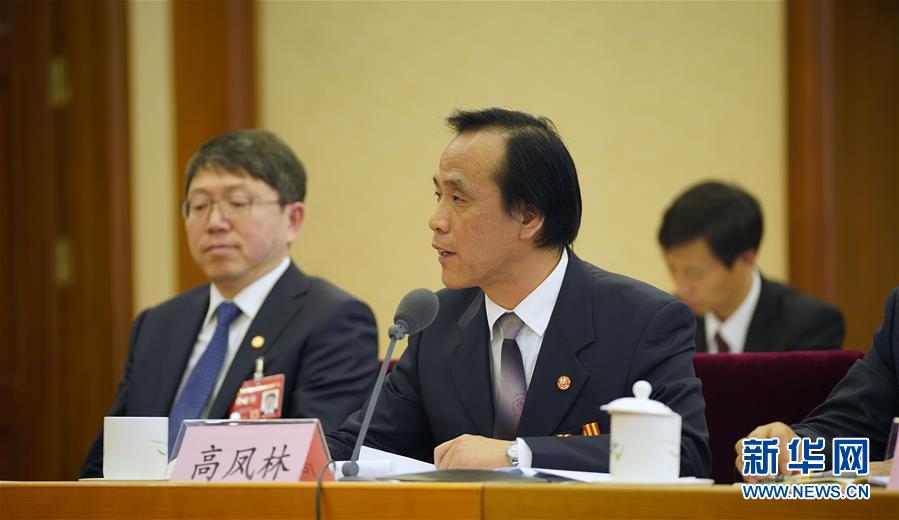 (图文互动)(3)凝聚奋斗伟力 记取时代足音——工会十七大代表分组讨论党中央致词