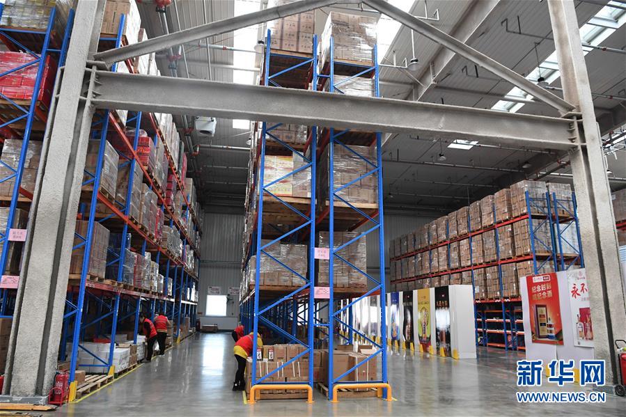 （经济）（1）天津&ldquo;地毯之乡&rdquo;蜕变为&ldquo;电商小镇&rdquo;