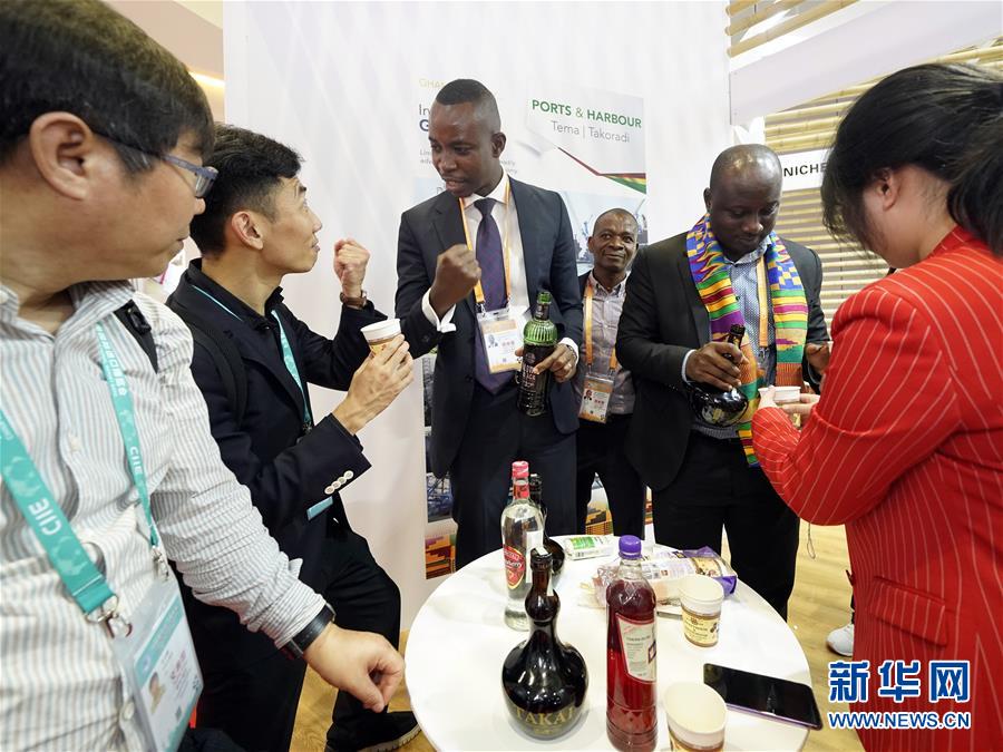 （新华全媒头条·图文互动）（6）共享中国机遇 共创美好未来——聆听首届中国国际进口博览会上的开放发展奏鸣曲  