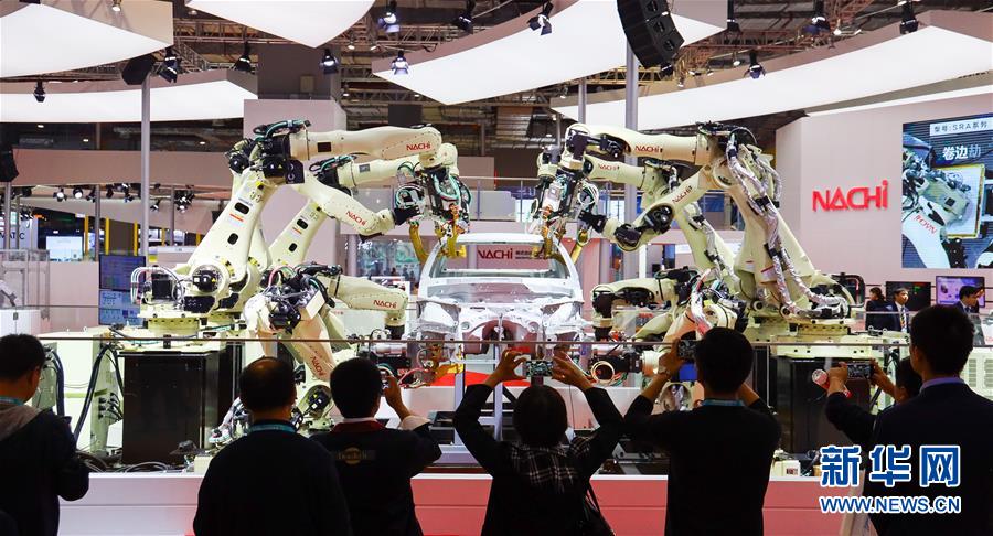 (新华全媒头条·聚焦进口博览会·图文互动)(2)汇聚世界经济前行的浩荡潮流——从首届中国国际进口博览会看全球合作发展新趋势