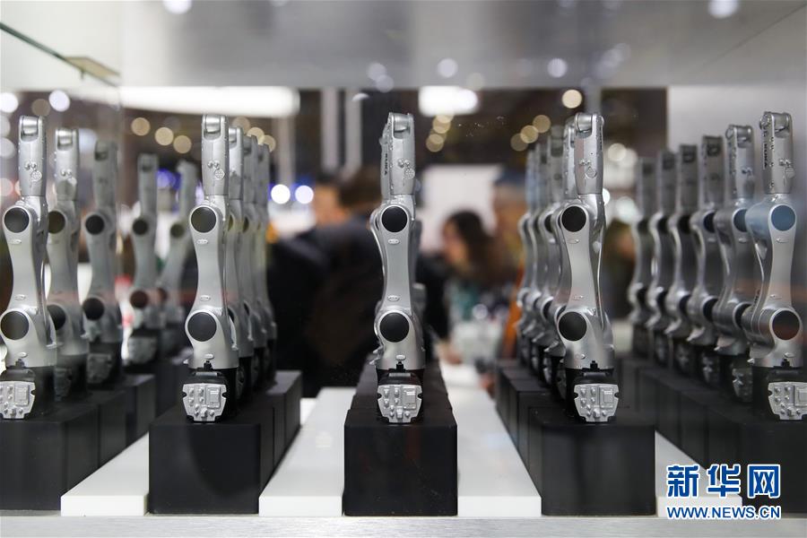 (新华全媒头条·聚焦进口博览会·图文互动)(3)汇聚世界经济前行的浩荡潮流——从首届中国国际进口博览会看全球合作发展新趋势