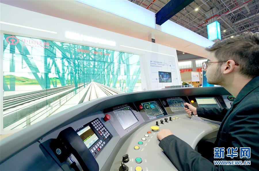 （在习近平新时代中国特色社会主义思想指引下&middot;庆祝改革开放40周年&middot;创新发展）（新华全媒头条&middot;图文互动）（10）创新：&ldquo;第一动力&rdquo;的时代答卷