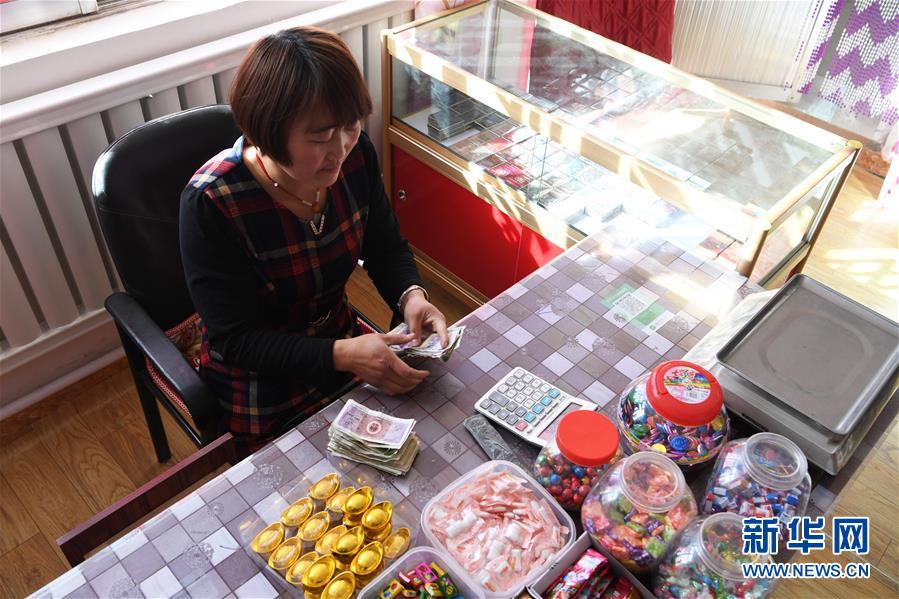 （庆祝改革开放40周年基层行&middot;村庄篇&middot;图文互动）（6）甘肃武威上庄村：杂乱不堪的村庄变了 农民住进&ldquo;幸福院&rdquo;