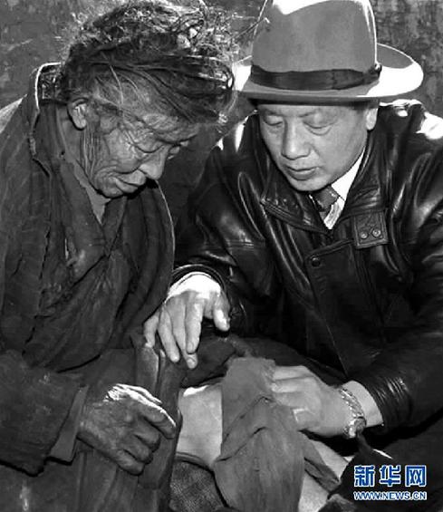 (改革先锋风采·图文互动)(1)孔繁森:“一个共产党员爱的最高境界是爱人民”