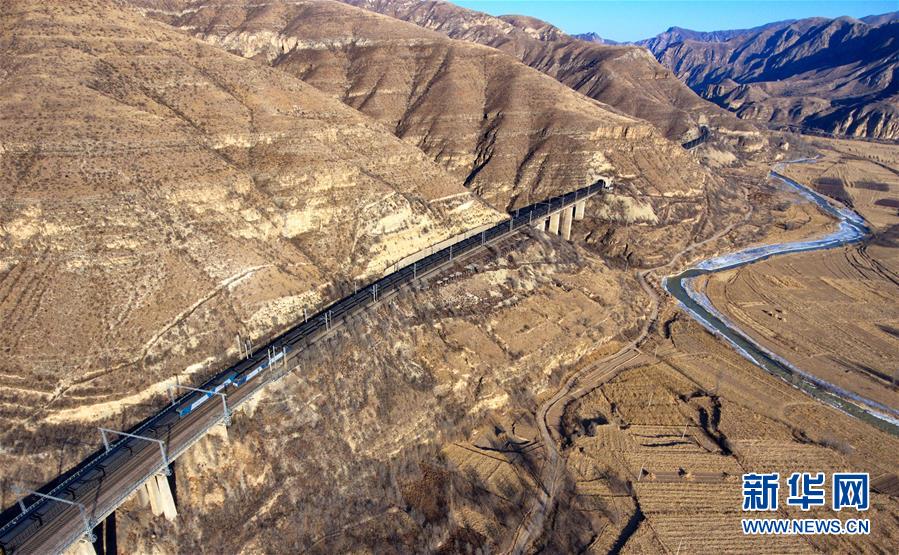 (新华全媒头条·图文互动)(4)“重载大秦”三十年