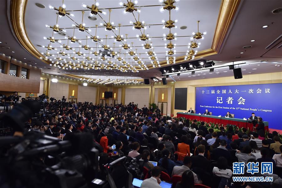 （两会）（1）外交部长王毅就中国外交政策和对外关系回答中外记者提问