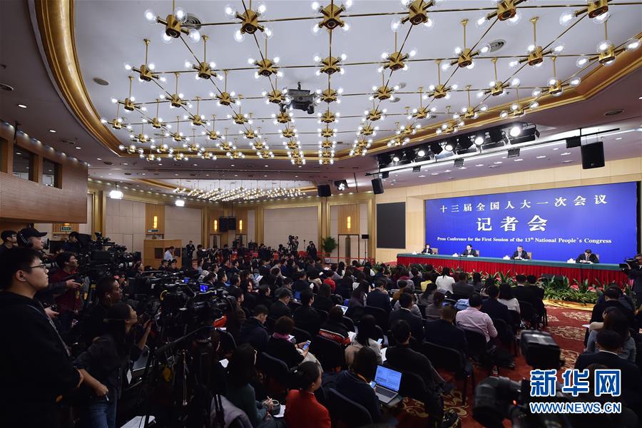 （两会·XHDW）（2）国务院国资委主任肖亚庆等就“国有企业改革发展”答记者问