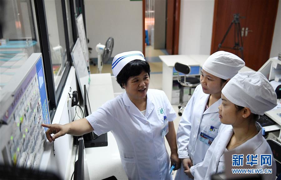 （两会&middot;基层委员履职故事）（5）全国政协委员杜丽群：重视传染病防治专业人才队伍建设