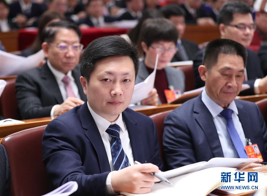 (两会·基层代表履职故事)(3)全国人大代表杨飞飞:让农民工有更好的职业上升通道