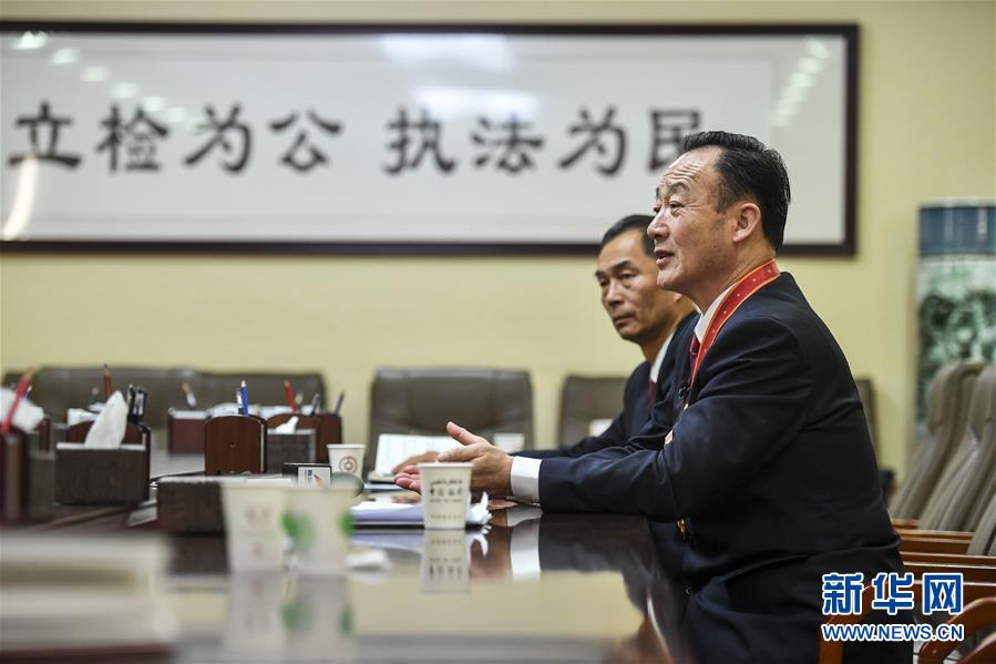 (改革先锋风采·图文互动)(3)张飚:维护社会公平正义的模范检察官