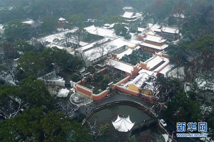 （环境）（2）雪后岳麓景如画