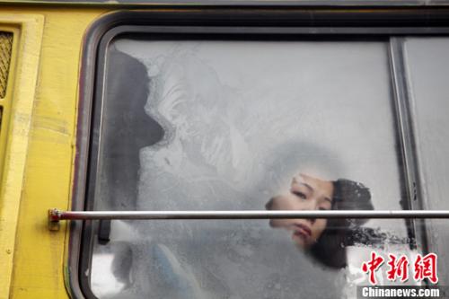 <a target='_blank' href='http://www.chinanews.com/'><p align=