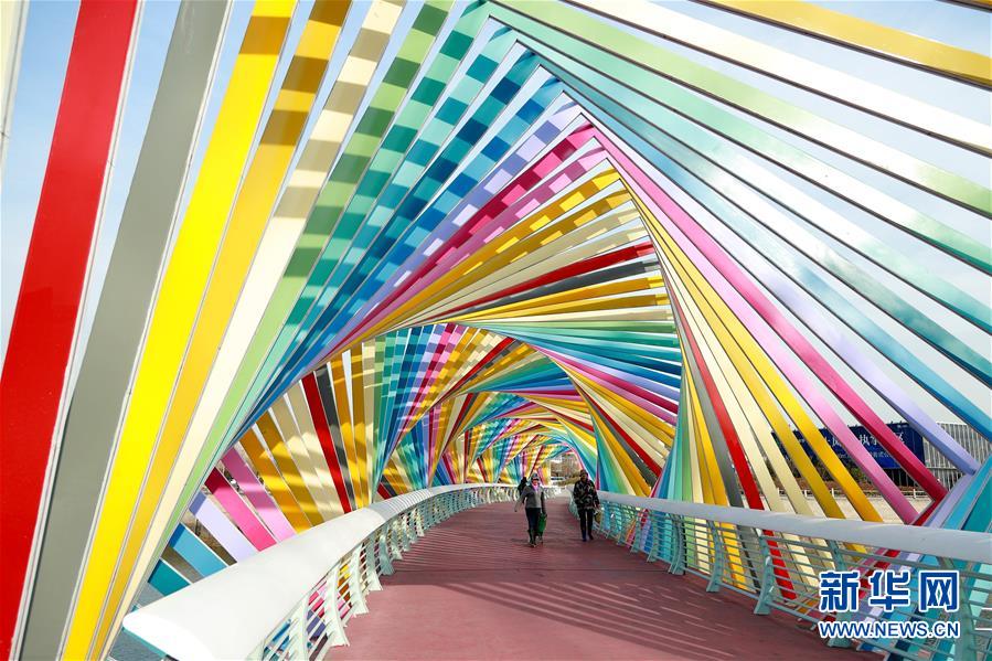 （镜观中国&middot;新华社国内新闻照片一周精选）（2）彩虹桥