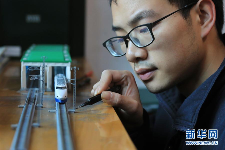 （社会）（5）&ldquo;火车迷&rdquo;张宇琦的春运