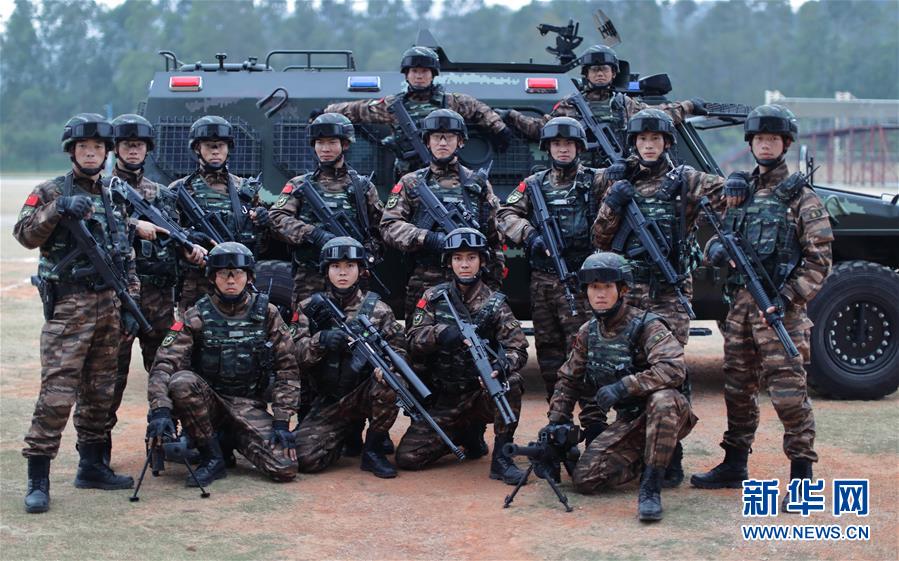 (新春走基层·图文互动)(8)实战化的“味道”——走进武警雪豹突击队