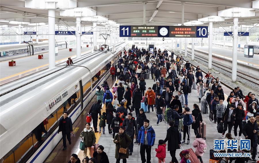 （关注春运）（22）多地迎来返程客流高峰
