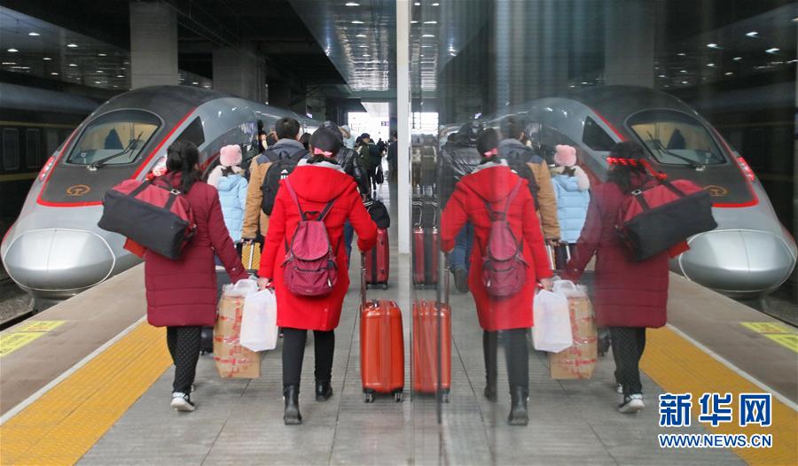 #（关注春运）（27）多地迎来返程客流高峰