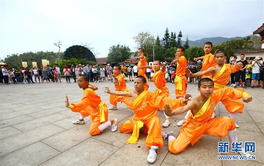 #（社会）（6）2019年春节假期全国旅游接待总人数4.15亿人次