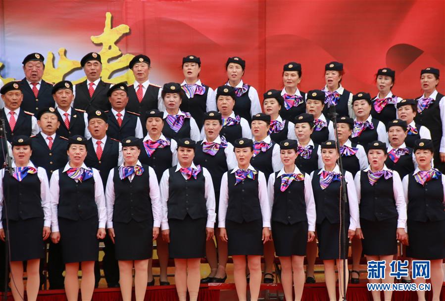 (在习近平新时代中国特色社会主义思想指引下——新时代新作为新篇章·图文互动)(3)欢乐的“精气神儿”从哪来?——“东北小延安”用“文化密钥”解锁基层治理