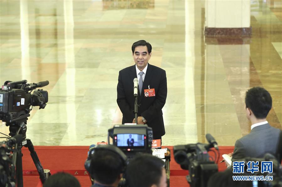 （两会&middot;面对面）（8）采访部长