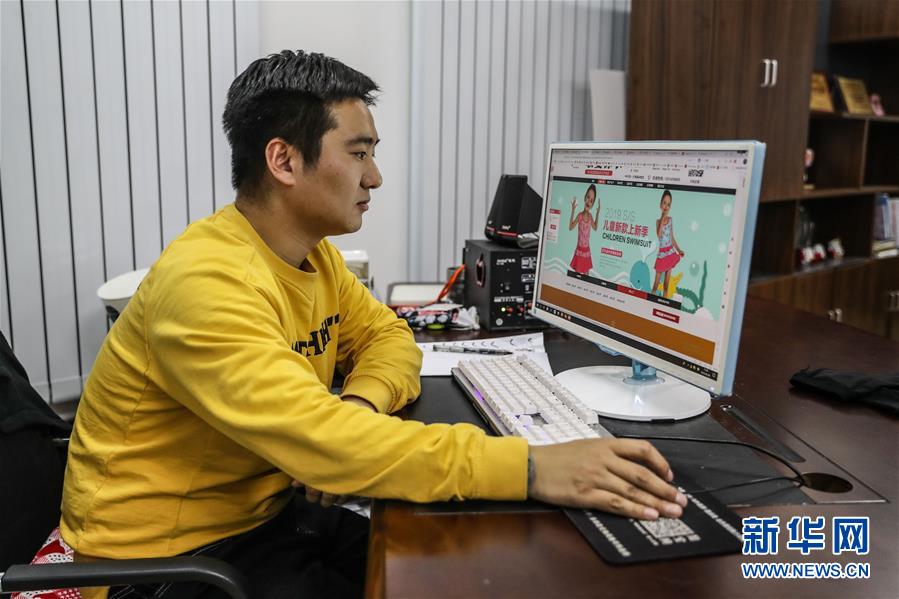 （新华全媒头条&middot;图文互动）（4）从千年古城到国际泳装之都&mdash;&mdash;看辽宁葫芦岛如何&ldquo;七彩转身&rdquo;