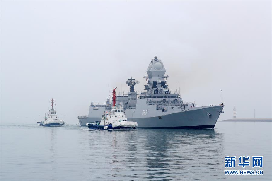 （人民海军70年）（3）来华参加多国海军活动的外国军舰抵达青岛