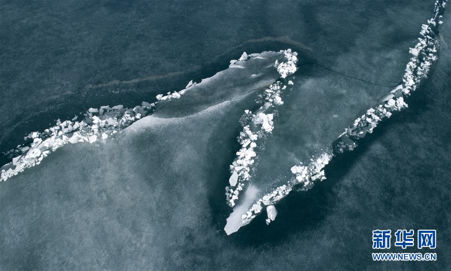 （空中瞰祖国）（1）春满大地