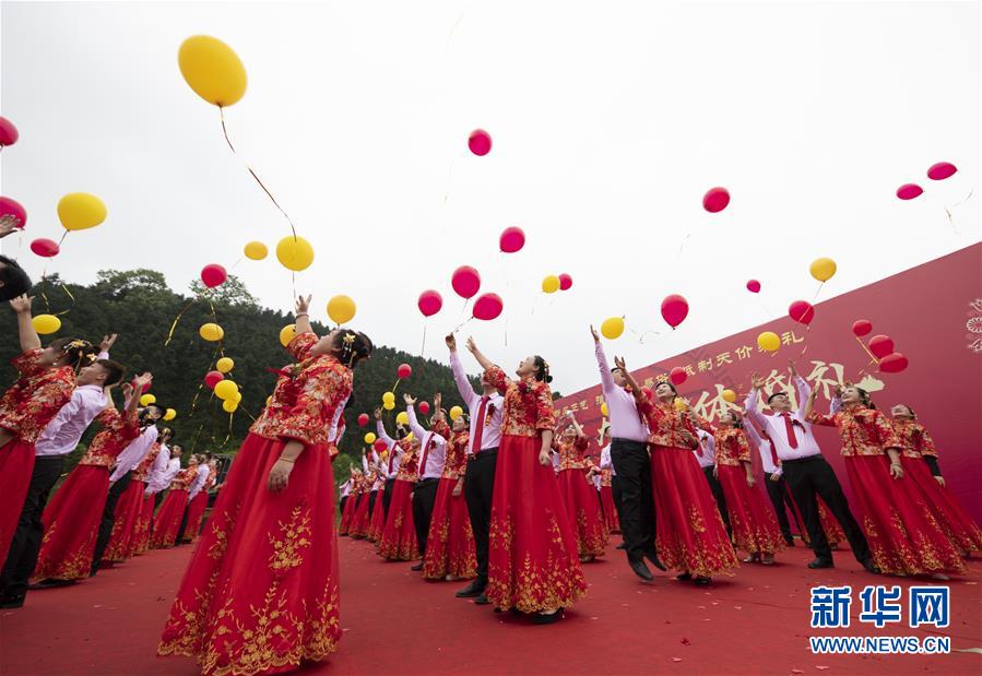 #（社会）（1）江西新余：乡村集体婚礼