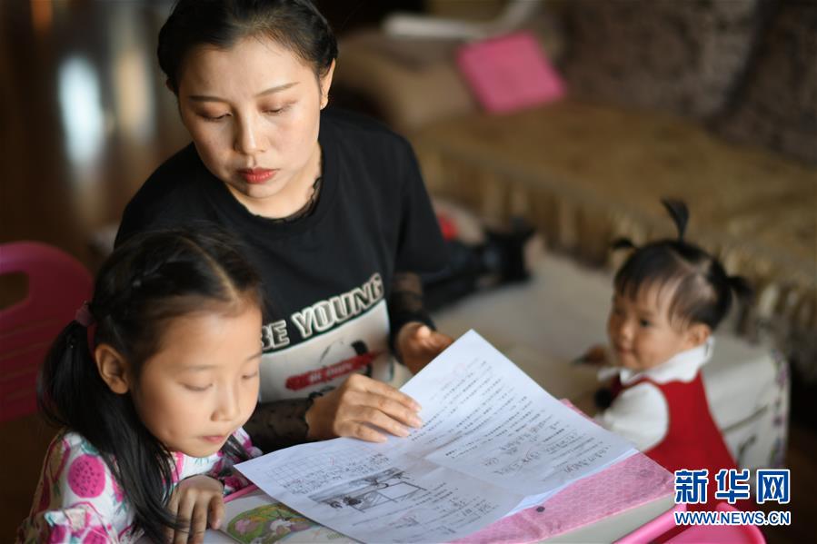 （图片故事）（3）&ldquo;双娃护士妈妈&rdquo;张多