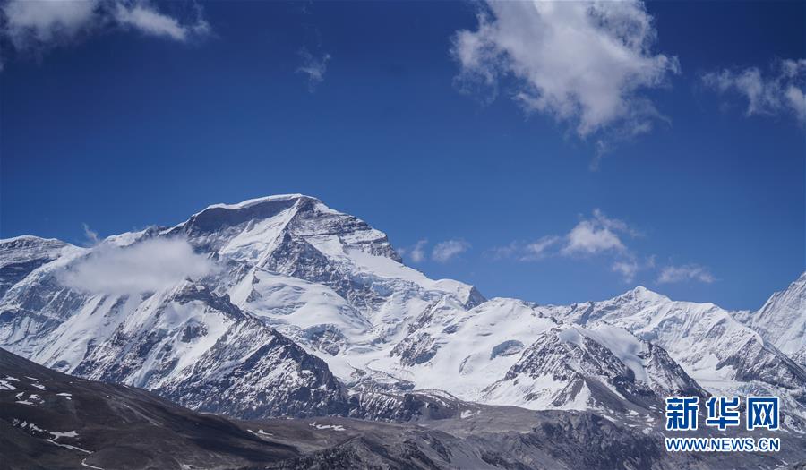 （美丽中国）（3）巍巍卓奥友峰